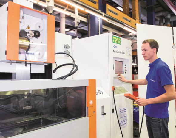 【兆恒機(jī)械】慢走絲實(shí)現(xiàn)高精度、高效率加工的前提