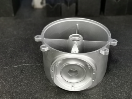 【行業(yè)知識】cnc精密機械加工中哪些因素會導致零件加工變形？